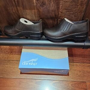 Size 36 women's Dansko Clogs